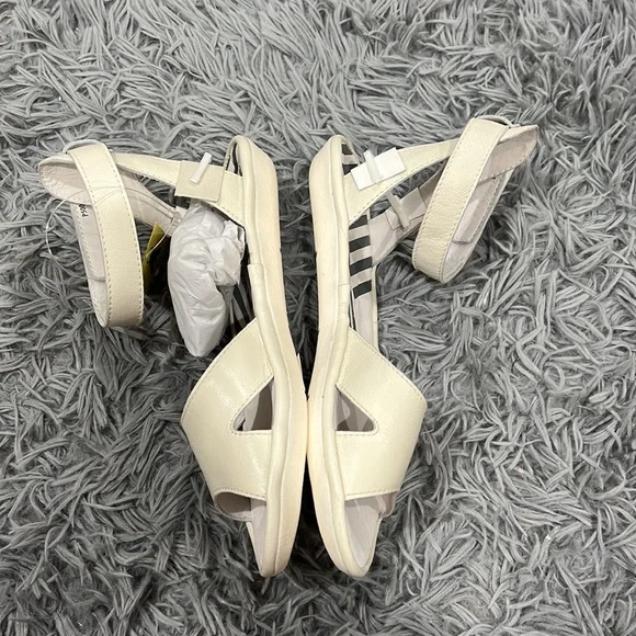 NEW • Fly London • Mafi Ankel Strap Leather Sandals Off White 36 / 6 Womens - Picture 3 of 5